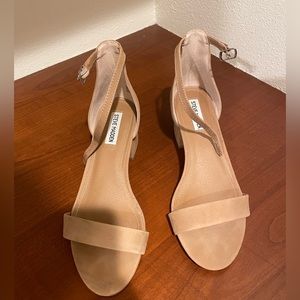 Steve Madden nude block heels